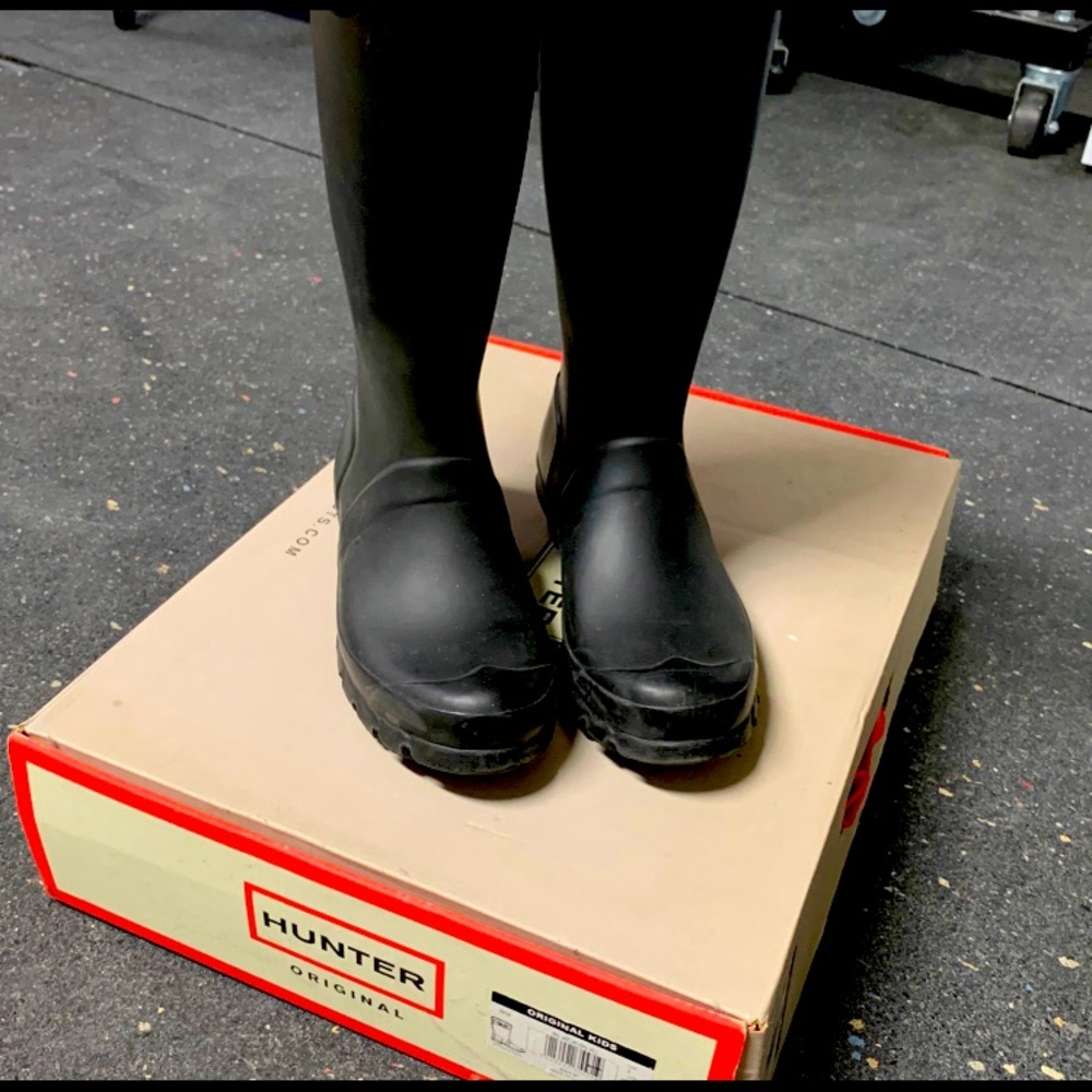 Hunter boots kids 4 women 5.5/6 BLACK w/ BOX AUTH